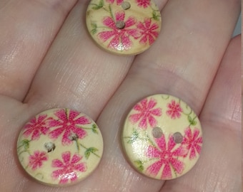 Flower buttons, round buttons, UK seller, flower buttons, 2 hole buttons, natural buttons, art and craft, craft supplies, floral buttons