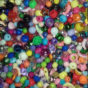 Childrens beads, kids craft, activity packs, cheap beads, boredom packs, uk seller, round beads, plastic beads, rainbow beads