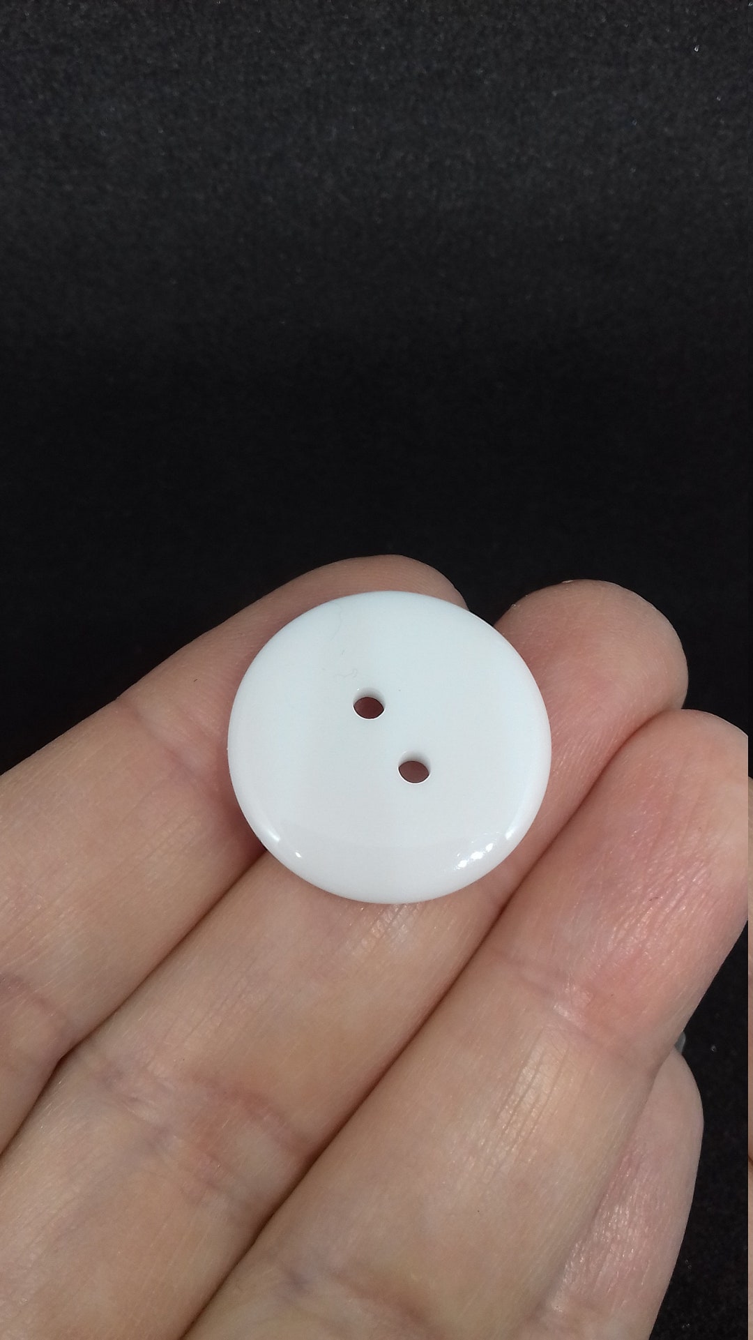 25 Stück Rote Knöpfe Aus Kunstharz - 23mm Mit 2 Löchern Für Bastelprojekte