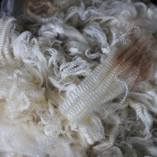 100% Merino - 250g (8.8oz) - Blanco/Blanquecino - 18 micras - fibra cruda