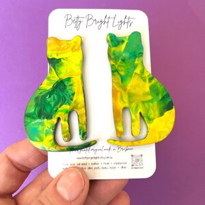 Bright kitty cat stud earrings! Hand painted green, yellow wood, midi size, stainless steel hypoallergenic studs. Lightweight, animal lover!