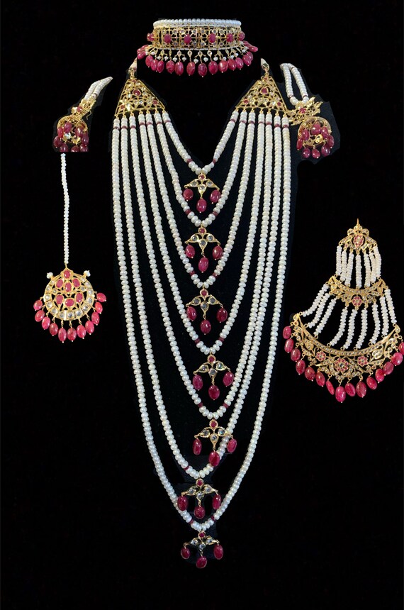 Insia Hyderabadi Jadavi Lacha Satlada Jhoomar and Tika Bridal
