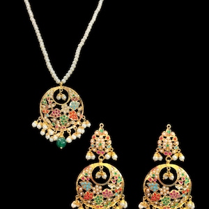 PS447 Punjabi jadau pendant set in Navratan      , Indian jewellery
