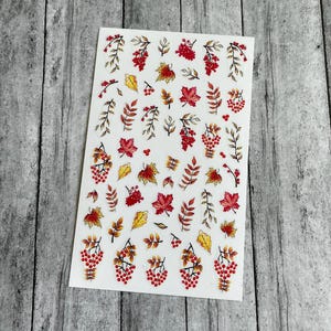 Herbst Rote Blätter Beeren Nail Art Aufkleber Beschäftigt Hummel Kürbis Orange Herbst Blumen Sonnenblume Biene Selbstklebende Nail Art Decals FMS