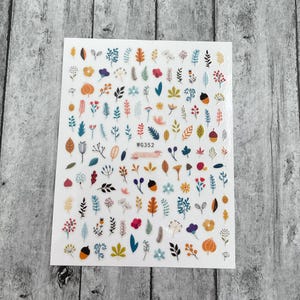 Herbst Nail Art Aufkleber Bunt Herbst Blatt Herbst Klein Wildblumen Truthahn Erntedank Ernte Ahorn Kürbis Selbstklebende Nail Art Aufkleber WGSA