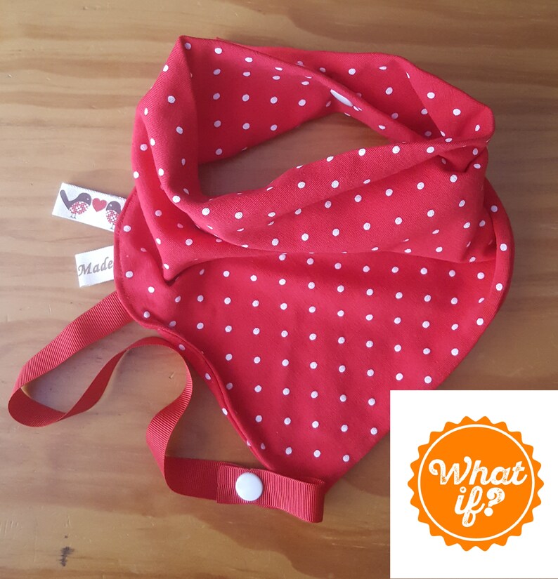 red dribble bib