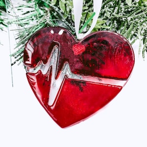 Décoration d'infirmière, Décoration de Noël coeur en verre, Cadeaux de remerciement pour infirmière, Ornement commémoratif, Décoration d'arbre, Ornement des fêtes, Art du verre fusionné