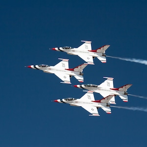US Air Force Thunderbirds Screen Saver  Background Wallpaper Themes Digital Download.