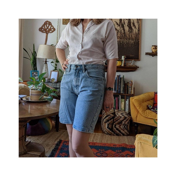SALE! 90s Vintage Denim Shorts - Blue Jean Shorts by Pepe Jeans London - Size 32