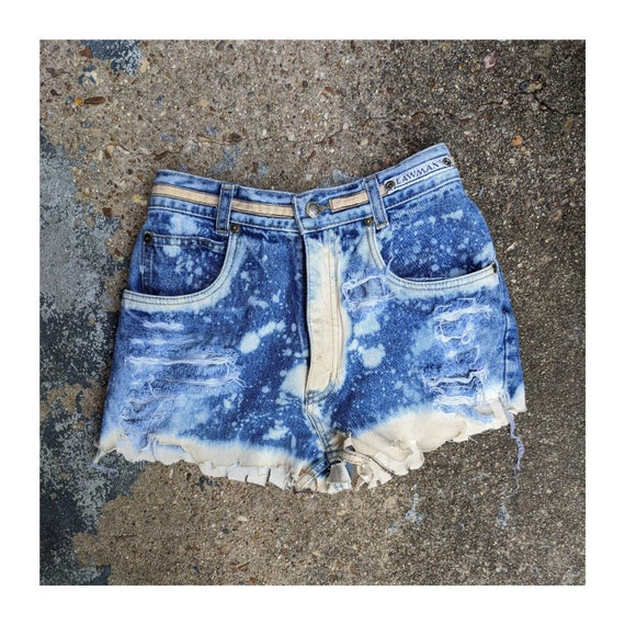 SALE! 90s Vintage Shorts - TOTALLY Shredded Bleac… - image 1