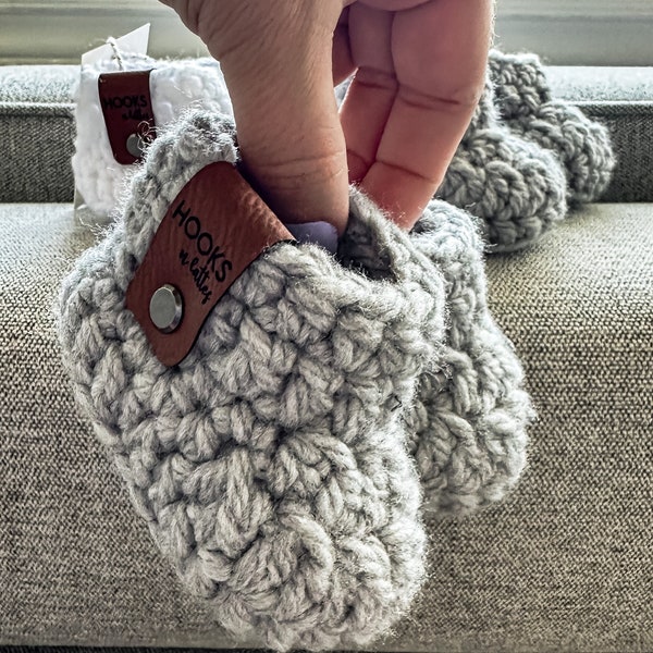 Handmade Baby Booties for 0-3, 3-6, 6-12 Months Old, Pregnancy Announcement, Crochet Baby Shoes