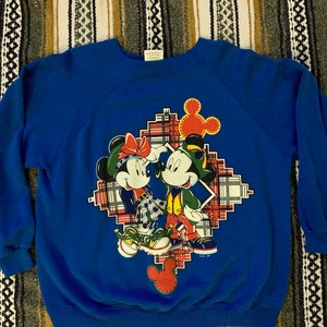 Vintage 90&#39;s Disney Mickey Mouse & Minnie Mouse Streetwear plaid Disneyland pullover crewneck Sweatshirt