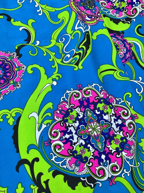 Vintage 70's psychedelic mod polyester paisley fr… - image 4