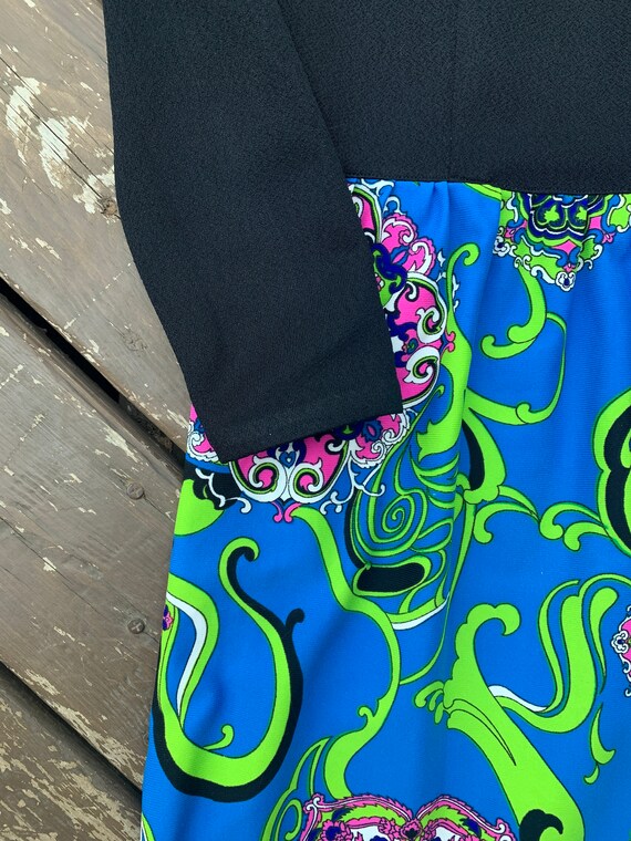Vintage 70's psychedelic mod polyester paisley fr… - image 3