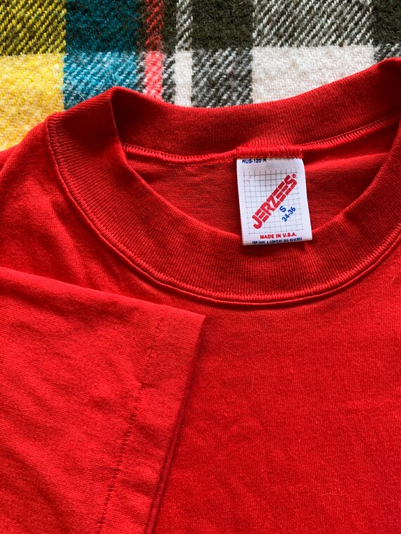 Vintage 80's blank red jerzees t-shirt - image 3