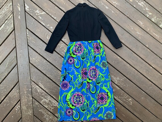 Vintage 70's psychedelic mod polyester paisley fr… - image 1