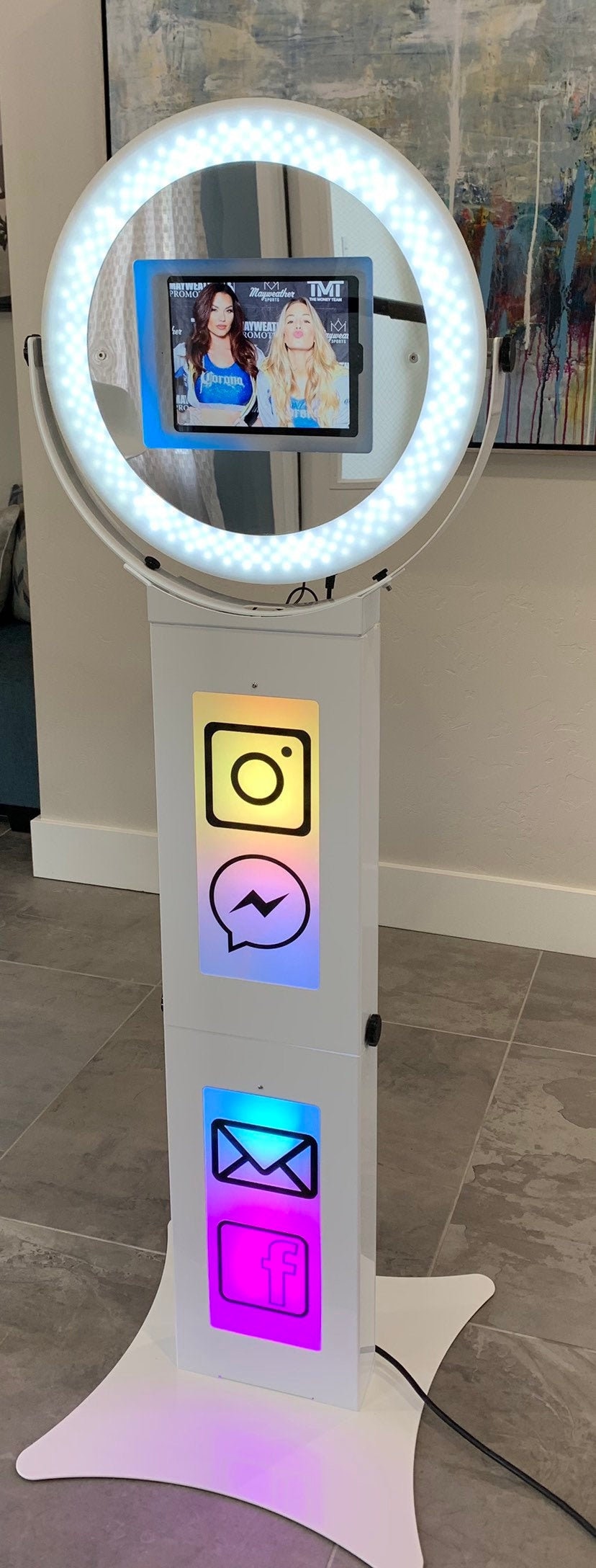 iPad Photo Booth, Photo booth for Sale, iPad Photo Booth For Sale!!! Plug and play ready!!