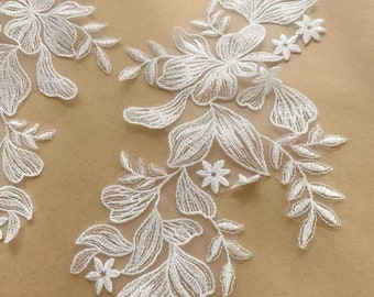 Off White Floral Lace Applique: Rayon Embroidery, Gown Dress Embellishment