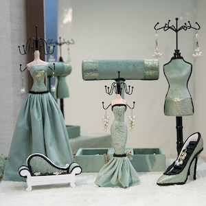 Necklace Display Bust, Jewelry Display Stand, Jewelry Display Set, Jewelry Mannequin Display