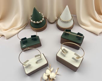 Metal Jewelry Display Stand: Necklace & Ring Holder Set