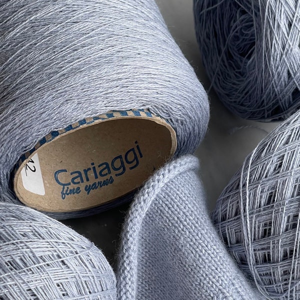 Fils mélangés de cachemire, soie et laine mérinos Nn 2/28, marque Cariaggi, poids total 375 g.