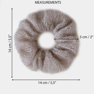 Beginner knitting project: mohair hair tie