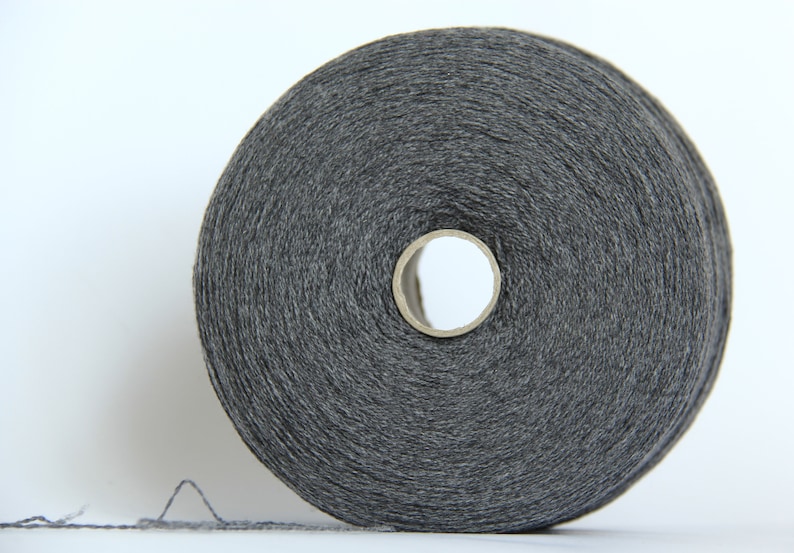 100/% cashmere yarn on cone Italian yarn per 210g. hand and machine knitting