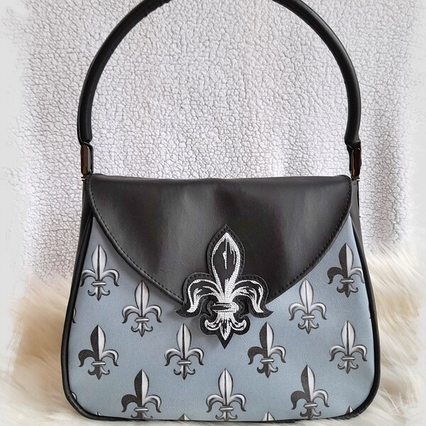 Handtasche Fleur de Lis ; handmade Lilie