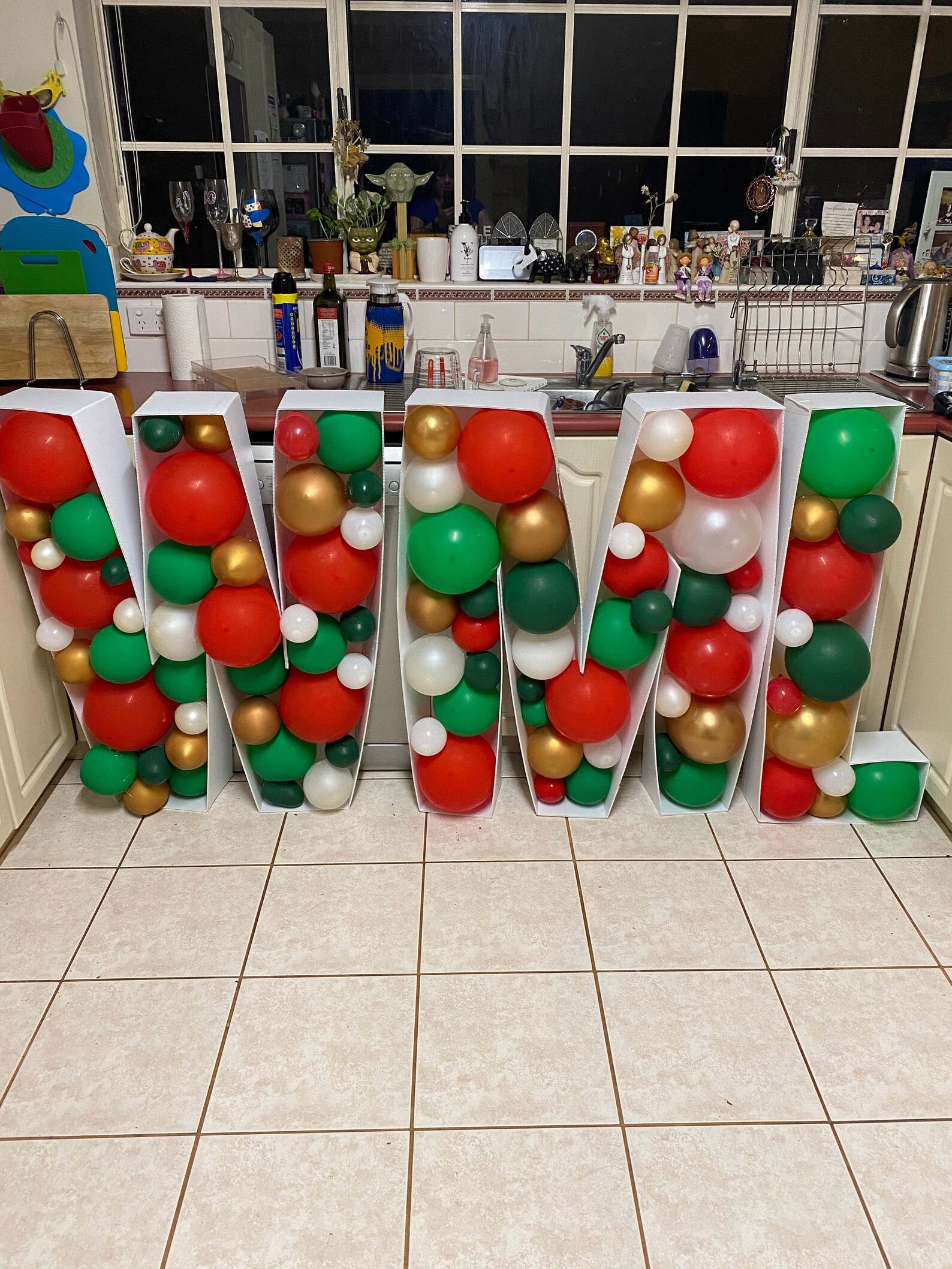Mosaic Letter W Template, Balloon Decoration (digital Download) - Etsy