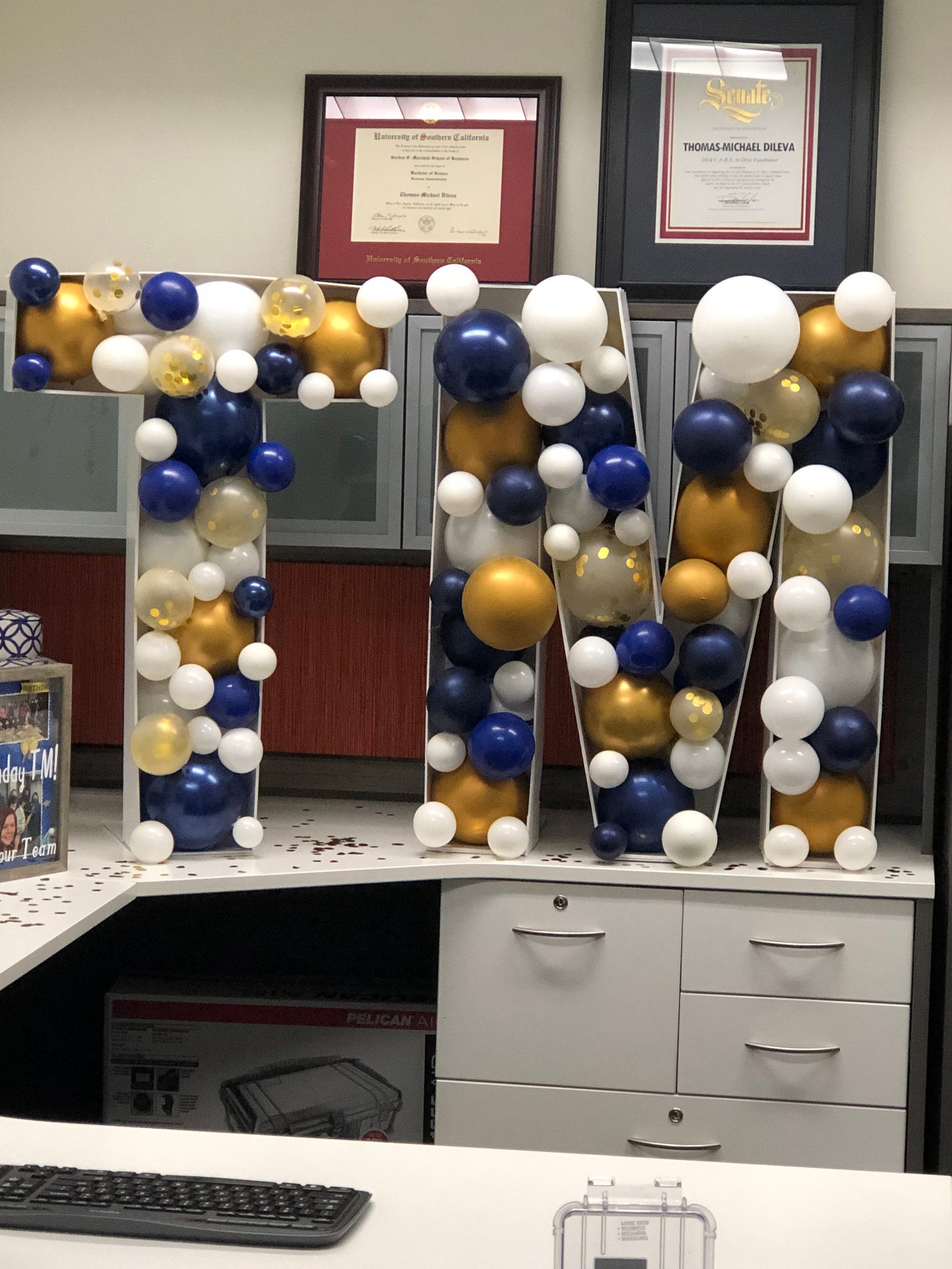Delta Mosaic Template, Δ, Greek Letters Mosaic From Balloons, Balloon ...