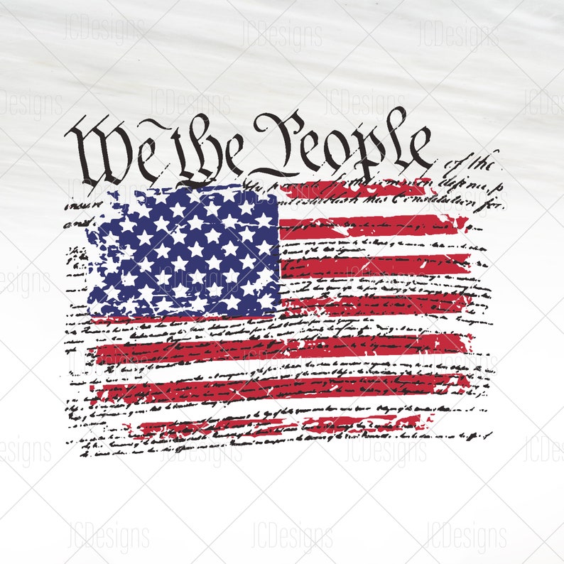 Puede incluir: Una bandera estadounidense desgastada con las palabras "We the People" en una fuente vintage. La bandera est&aacute; superpuesta a un documento descolorido con texto.