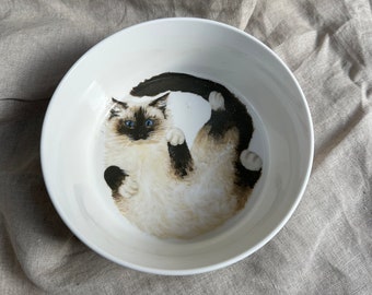Ragdoll cat design water bowl