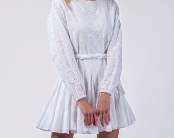 Dolores dress in white