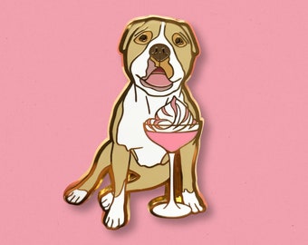 Spilla smaltata Lilybug Pitbull: ciondolo per cane con cocktail Martini alla fragola