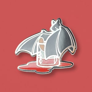 Count Negroni Pin | Gin Cocktail Gift Idea for Him, Italian Vermouth and Campari Bitter, Bartender Lapel Pin for Bar Apron or Backpack