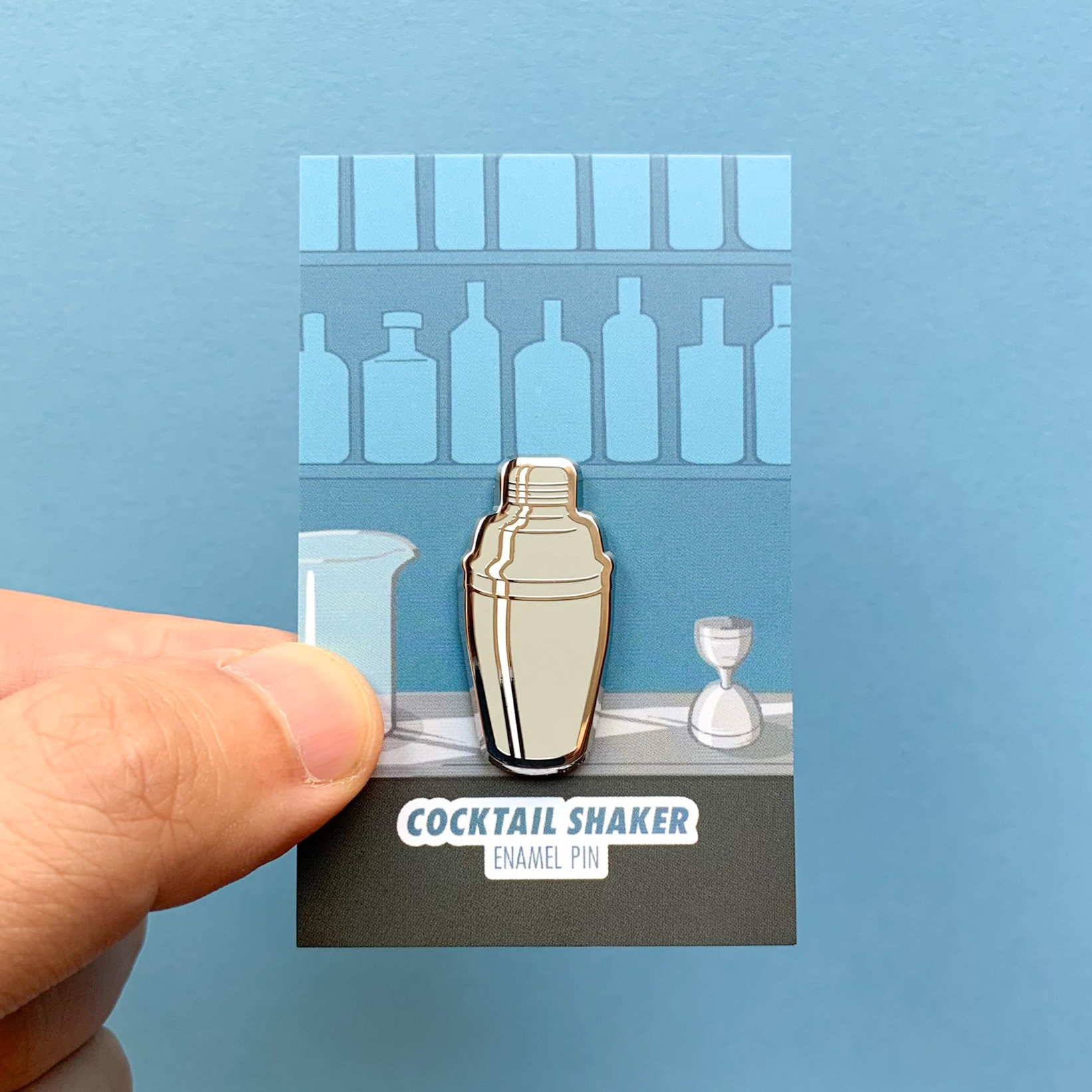 Vintage Cocktail Shaker Pin – Hard Enamel Gift for Bartenders