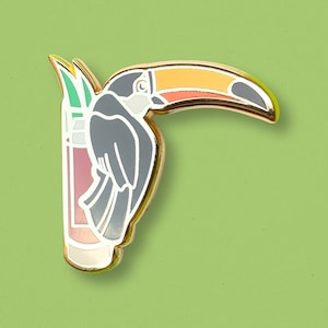 Toucan Jungle Bird Pin | Tropical Summer Vibes, Beach and Forrest Season, Bird Enamel Pin, Cocktail Art, Fruit Accessories and Jewelry