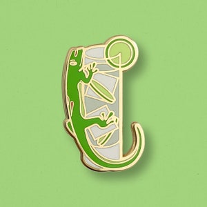 Gecko & Tonic Pin | Reptile Enamel Pin, Cute Lizard Gift for Owner, Chameleon Charm, Tropical Hawaiian Green Gecko, Gin Cocktail Gift