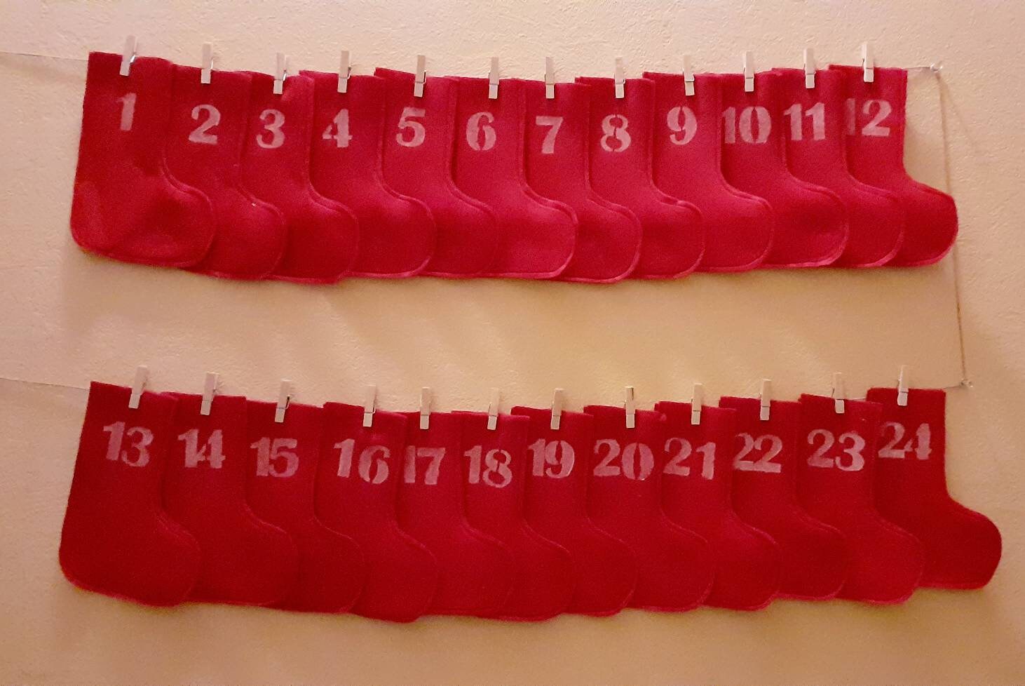 Calendrier de L'avent à Remplir - 24 Bottes en Feutrine