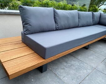 Fundas de cojín resistentes al agua de color carbón: cojines de patio a medida