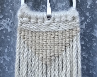 Handmade Mohair Horse Cinch – Custom Made with Stainless Steel Buckles