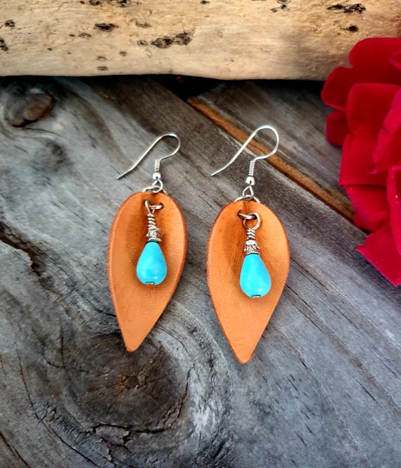 Genuine Leather Handmade Earrings With Turquoise Drops  display picture 3