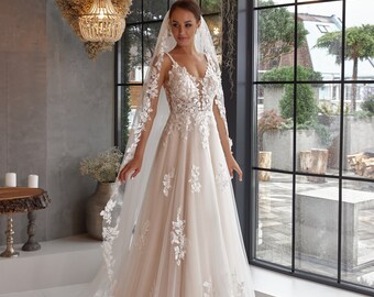 Unique Chic wedding dress bride wedding dress, Sleeveless Modern Wedding Dress