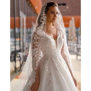 Veil lace edge bridal veil wedding cathedral long veil royal tier chapel length soft fingertip veils