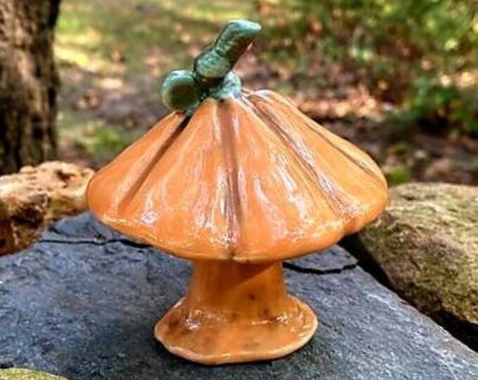 Ceramic pumpkin mushroom sculpture, halloween mushroom pottery, ceramic sculpture, autumn mushroom pottery sculpture, mushroom art