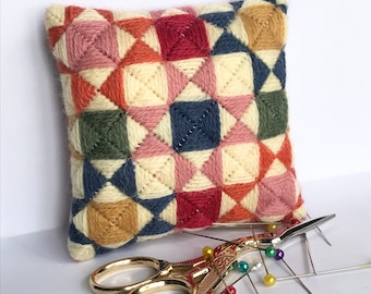 Tapestry Kit, Needlepoint Kit, Embroidery Kit, Pincushion Kit, Tapestry Pincushion Kit, Needlepoint Pincushion Kit - Appletons Crewel Wool