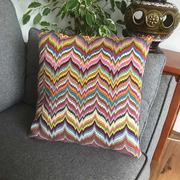 Bargello Tapestry Pillow Kit: Appletons Wool, Cotswold Velvet, 16" Cushion