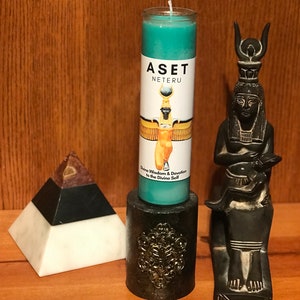 Aset Altar Candle