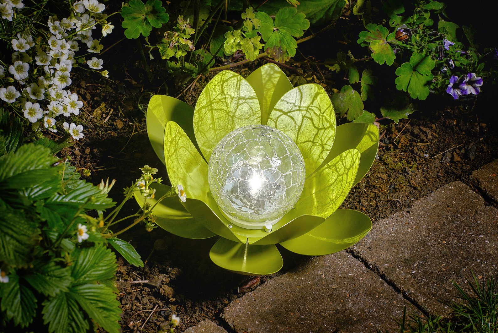 Auraglow Solar Powered Metal Water Lily LED Table Light Etsy UK