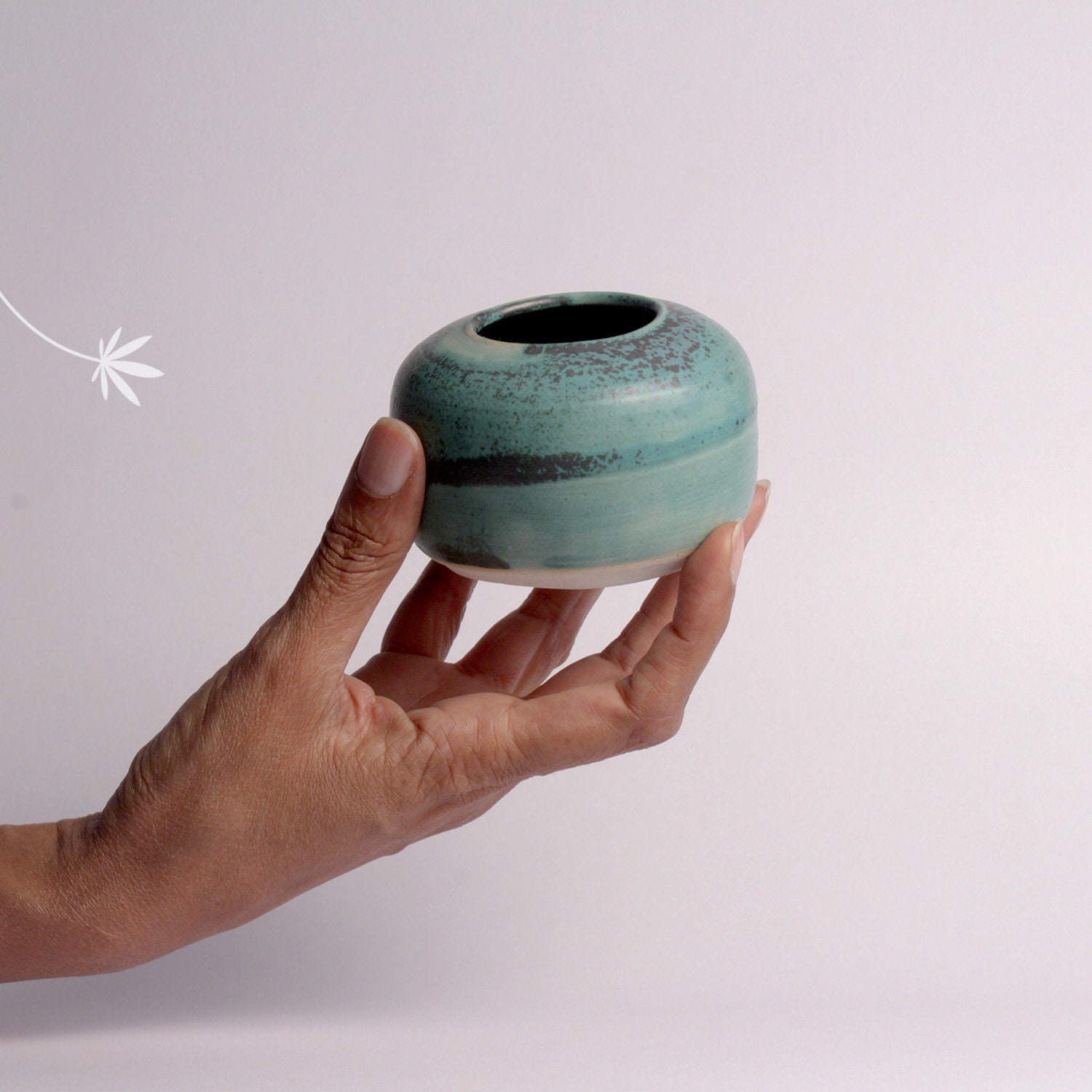 Court Vase de Bourgeon Squatty